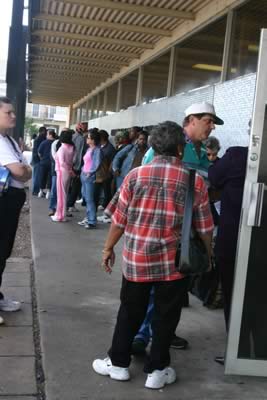 Unemployment Rises, Foreclosure Problems Get Worse